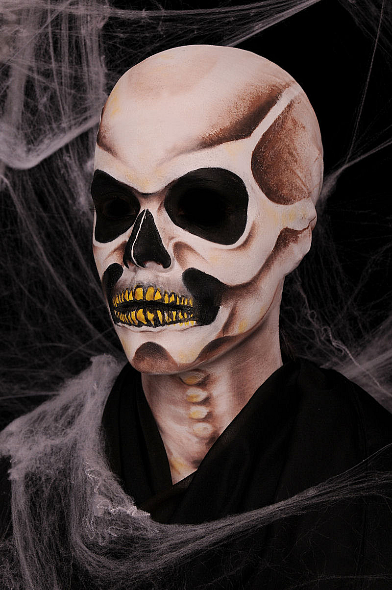 LA MORT 2010 - MAKE-UPNATURAL
